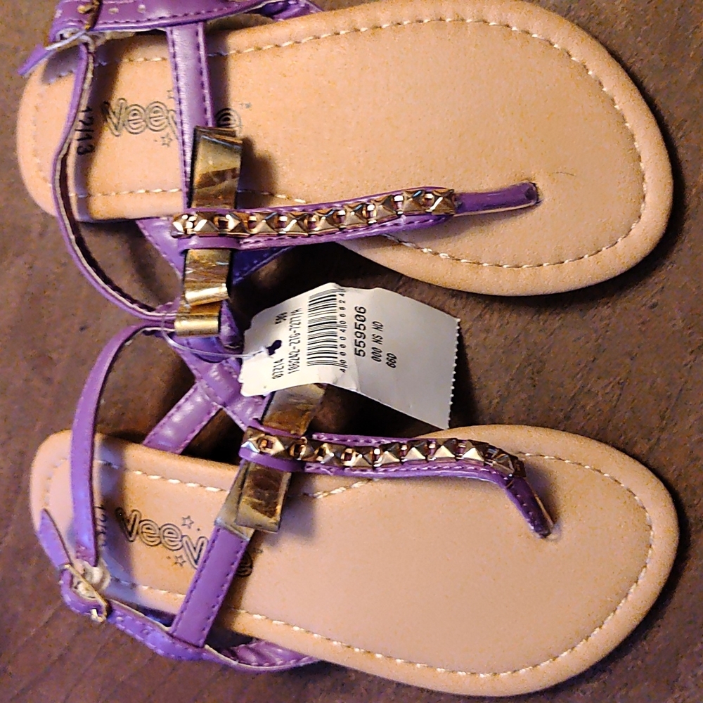 Vee Vee girls sandals, size 12/13, purple